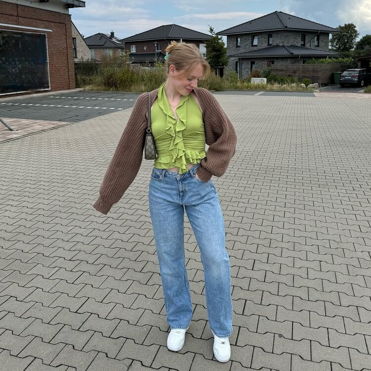  -,   , 28 ,   , 