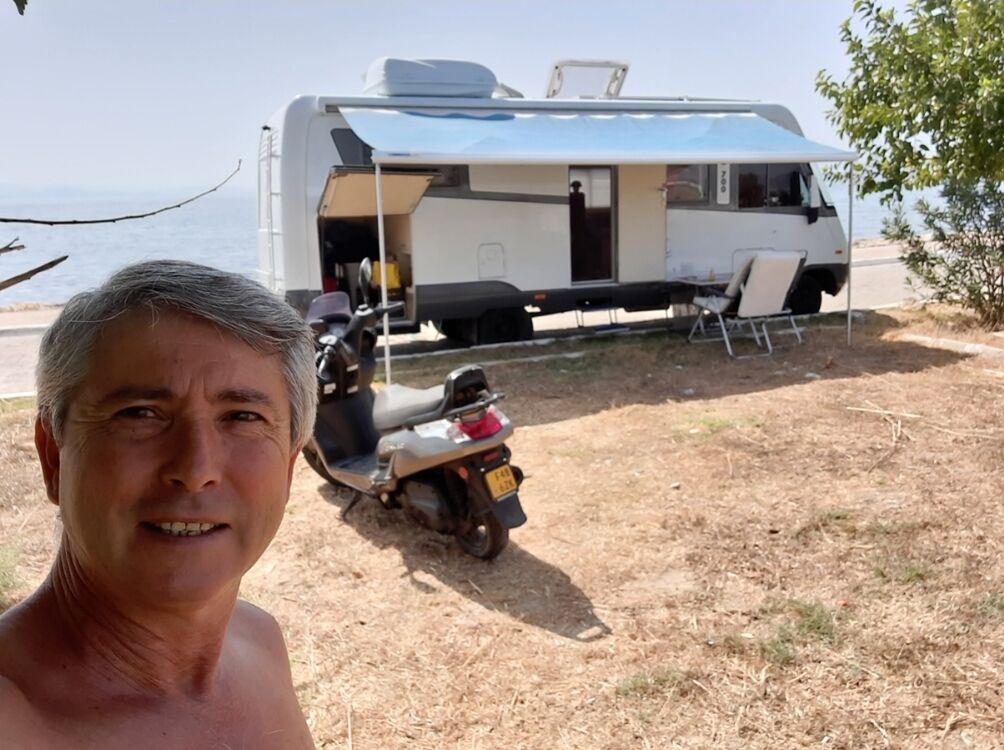   ,   Atila, 54 ,   ,   