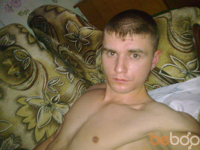  ,   Maxim, 40 ,   