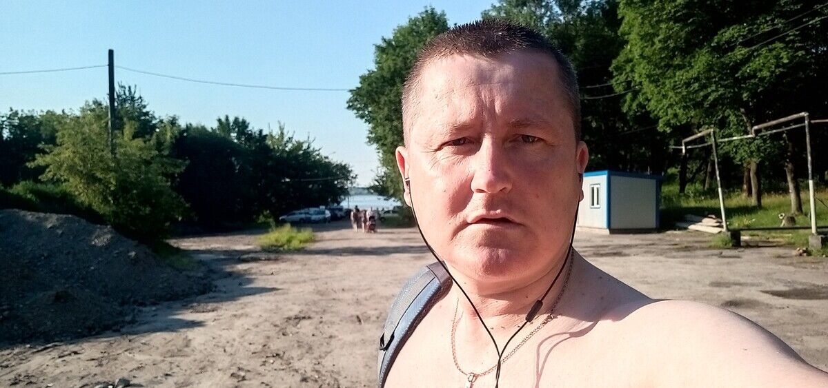  21052266  , 48 ,    