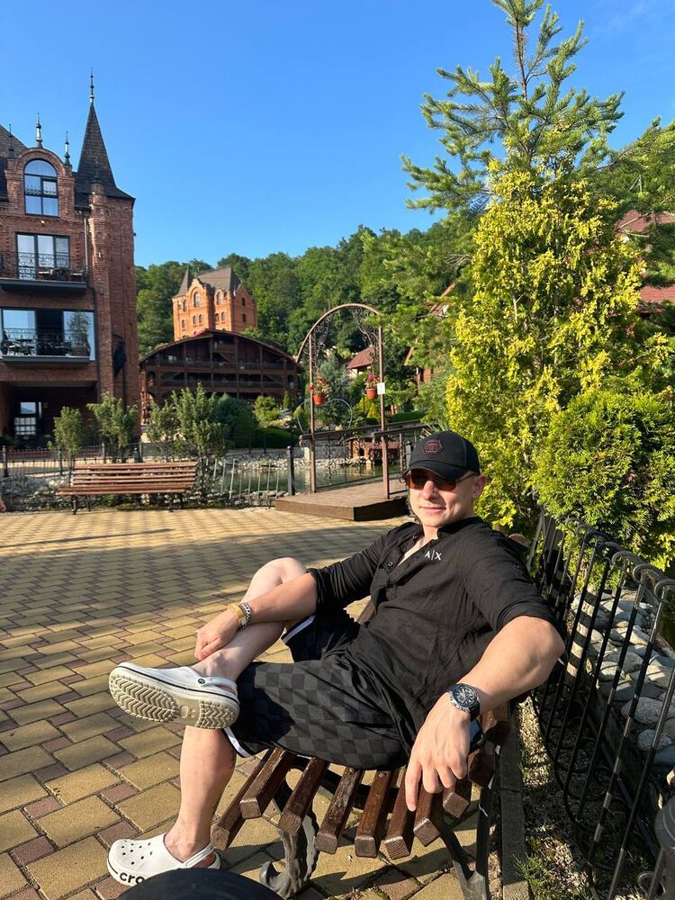 ���������� ������-��-����, ���� ������� Artem, 33 ����, ������������ ��� ������, ����� � ���������, c�������� ���������, ���������