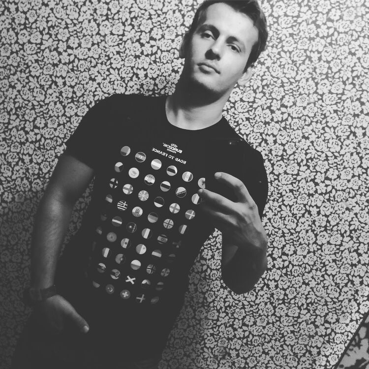  ,   Alexandr, 33 ,   ,   , c 