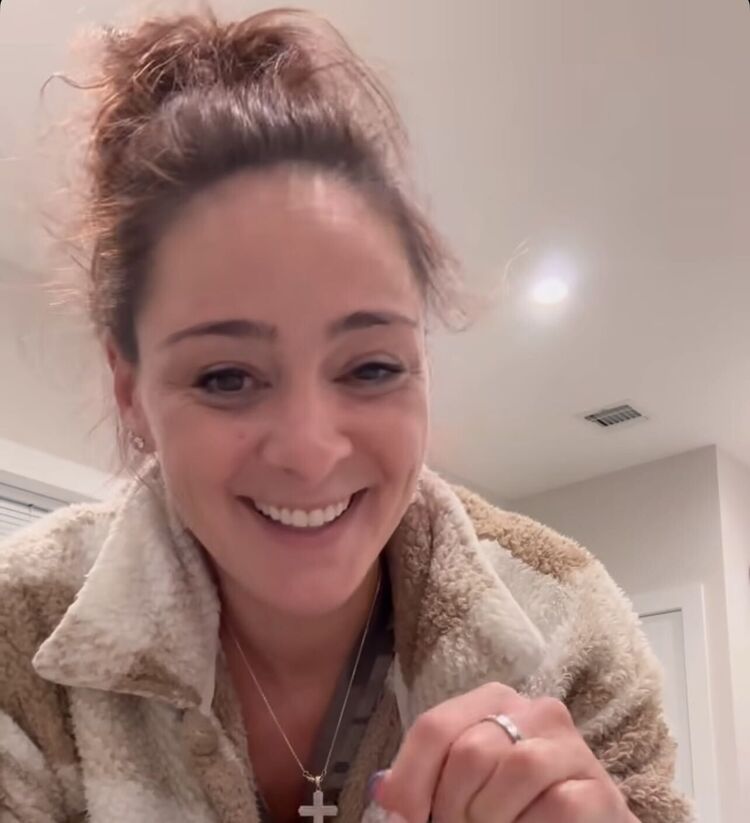  48769346  Melanie, 39 ,    Alwalton