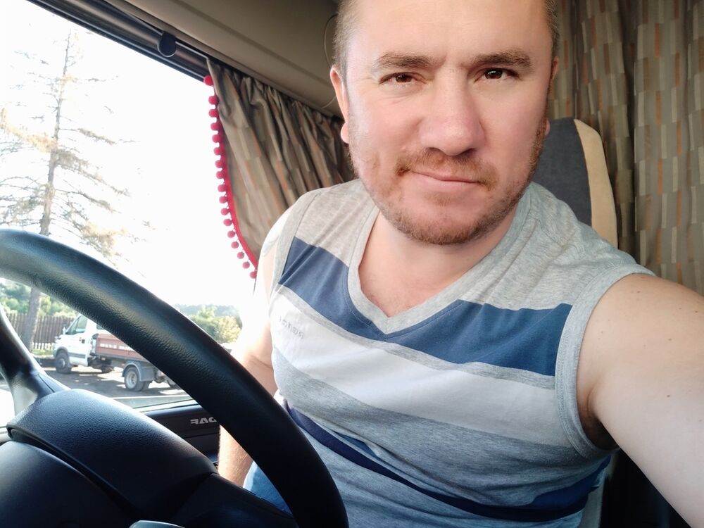  17948636  Piligrim, 43 ,    Zabrze
