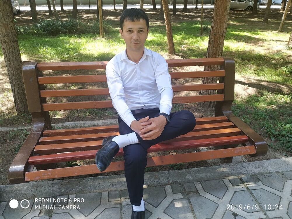 18046176  Odilbek, 31 ,    