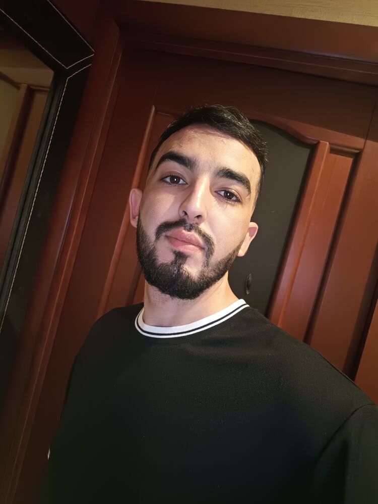  53067066  AHMED, 27 ,    