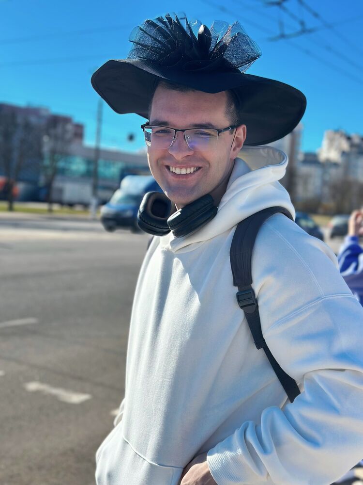  53678656  Igor, 30 ,    