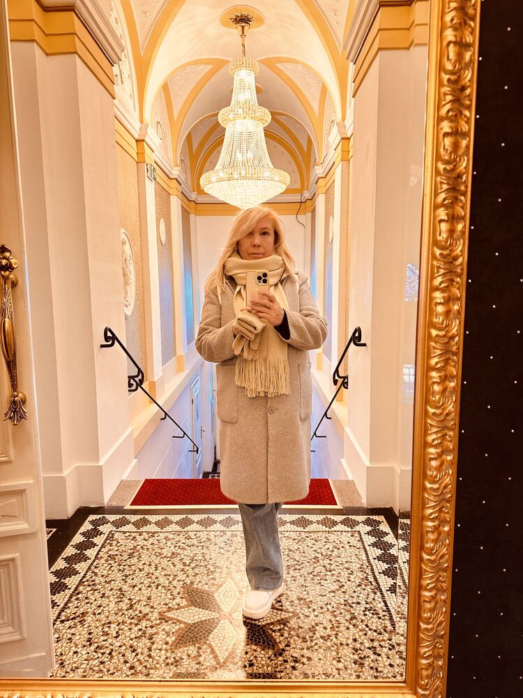 ���������� Almere Stad, ���� ������� Liubov, 58 ���, ������������ ��� ������, ����� � ���������