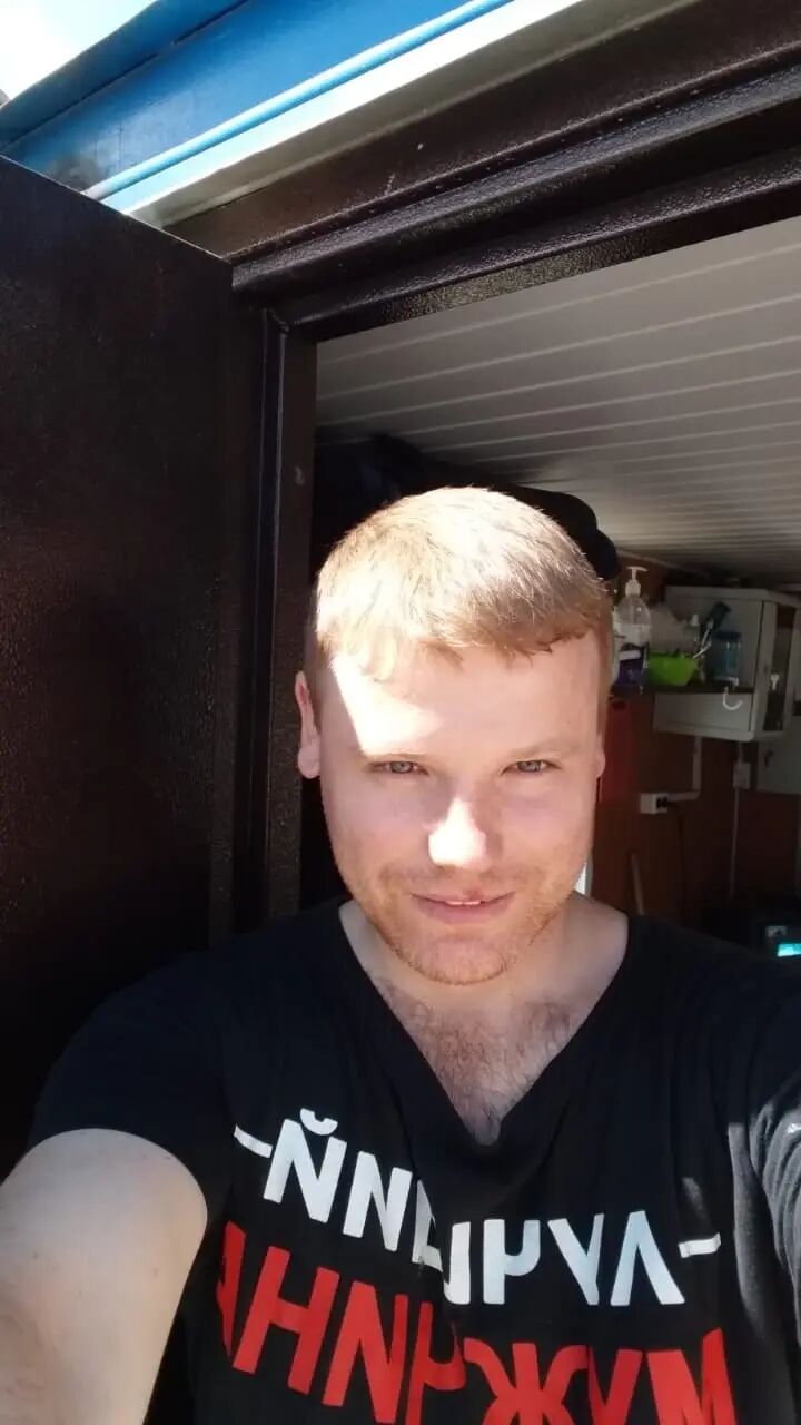  52984276  , 39 ,    