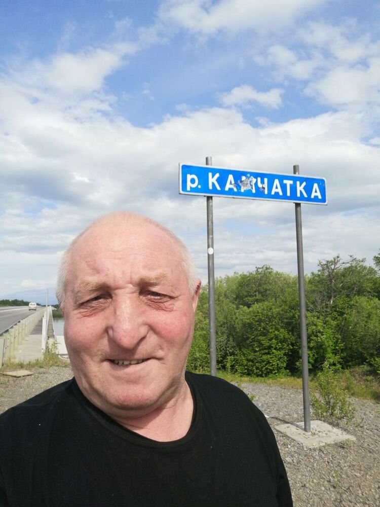  27353236  , 51 ,    -