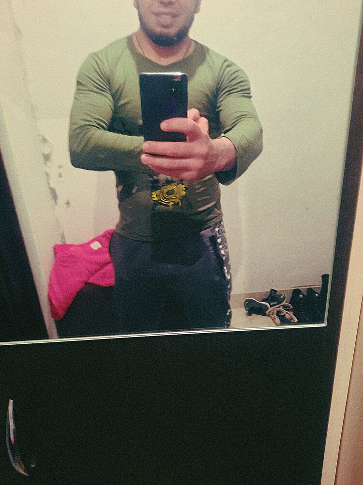  ,   Rafik, 26 ,   ,   , c , 