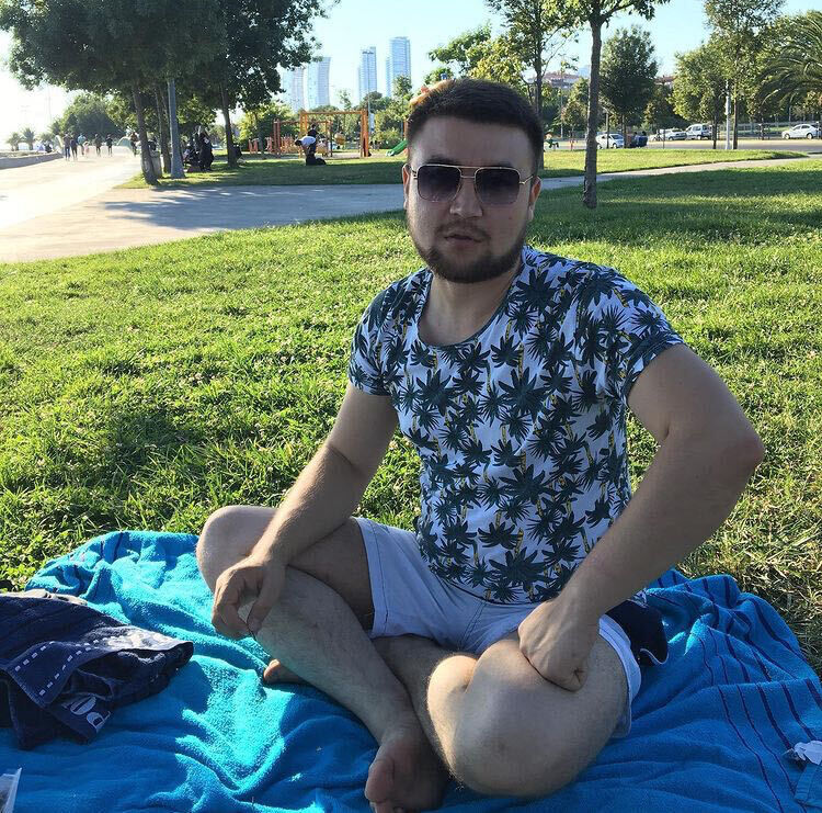  24149586  Barbaros, 27 ,    