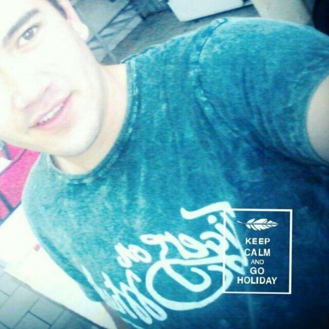  8926746  Jo, 30 ,    