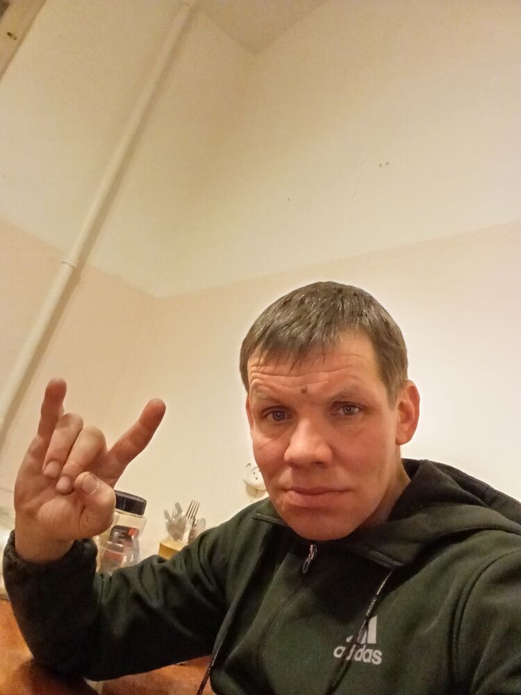  49487896  , 42 ,    