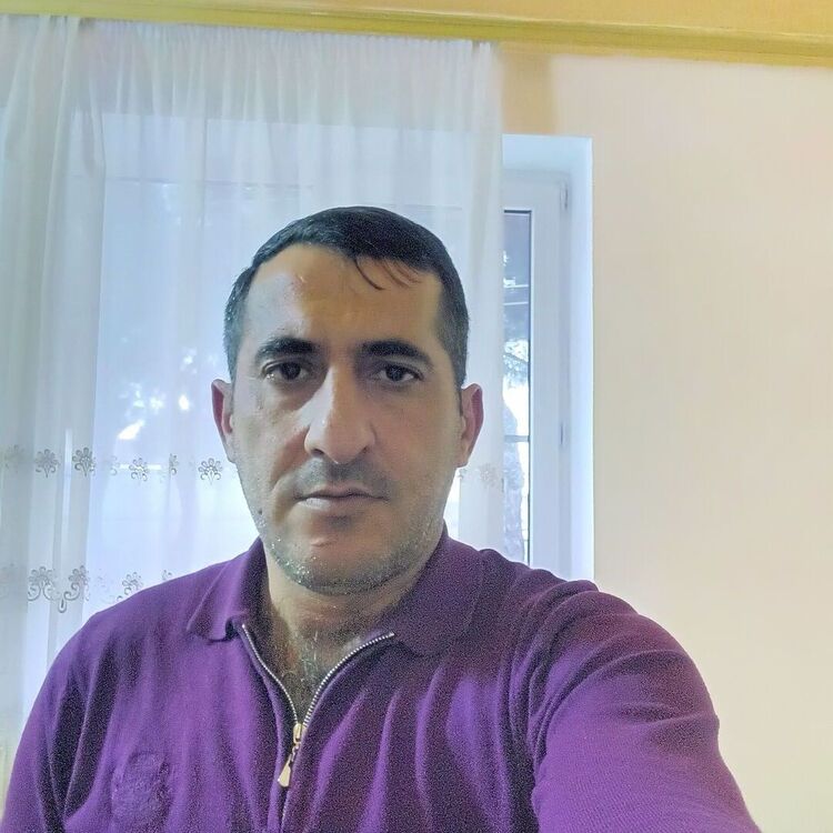  ,   Alik, 43 ,   ,   