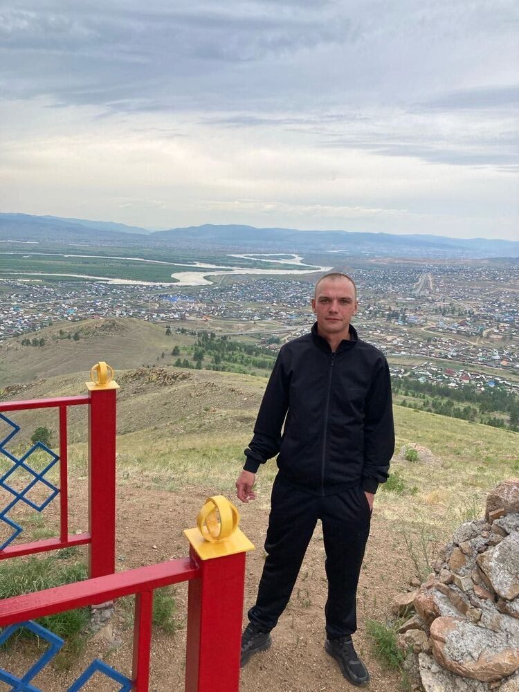  53052746  , 27 ,    -