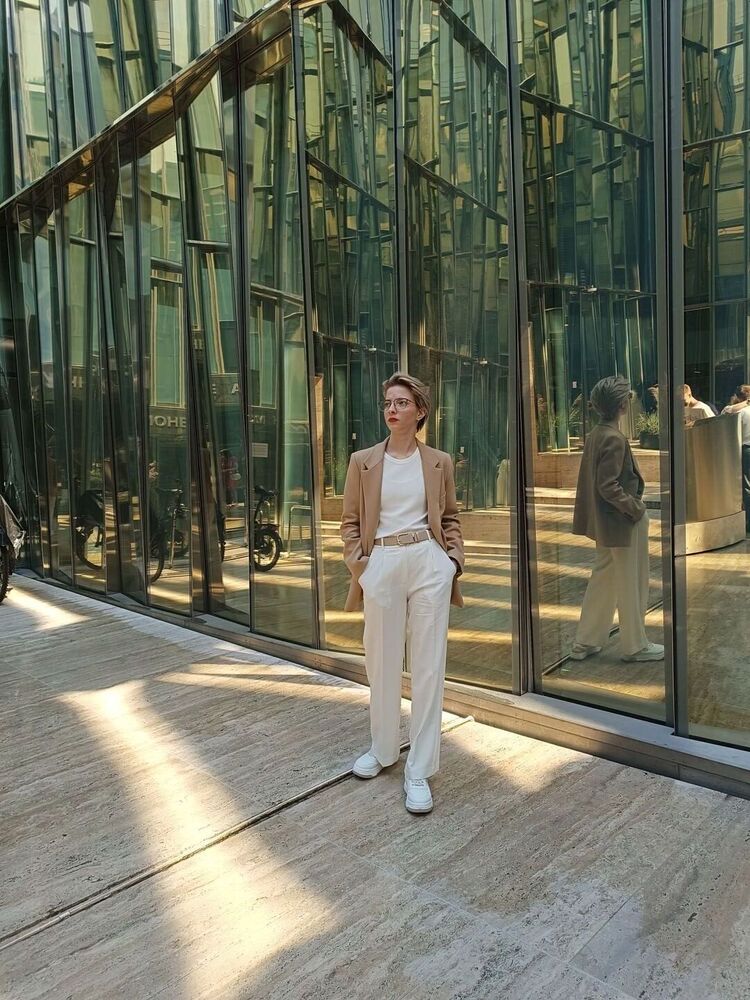  54461136  , 22 ,    -