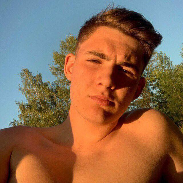  45474756  Andrii, 23 ,    