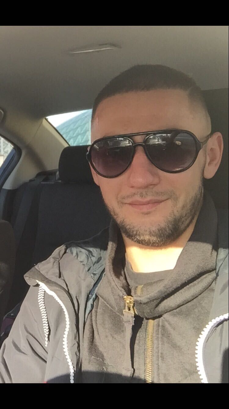  Blonie,   Artyom, 32 ,   ,   