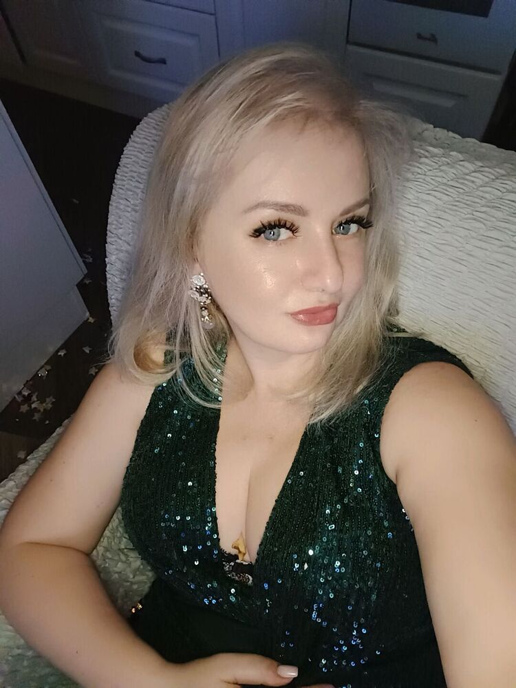  52814716  , 44 ,    