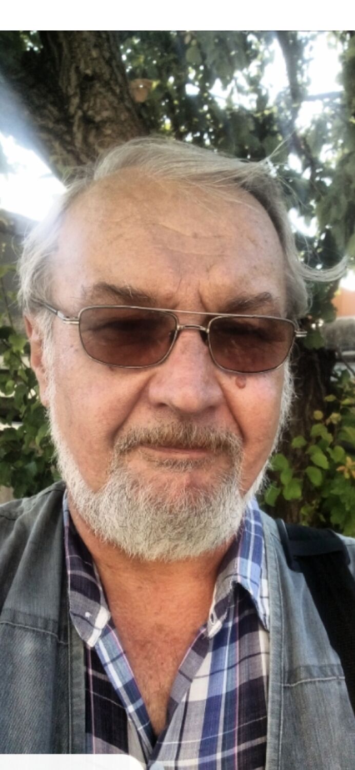  47252546  Igor, 56 ,    