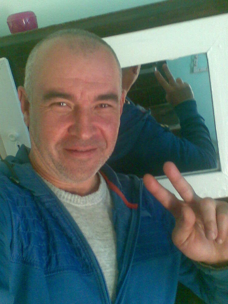  17925686  Oleg, 49 ,    
