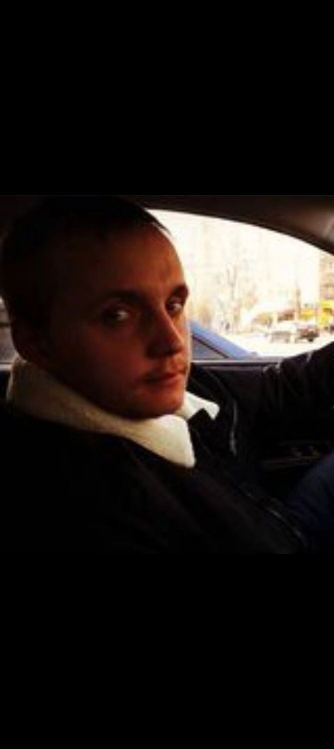  48794366  Aleksandr, 33 ,    