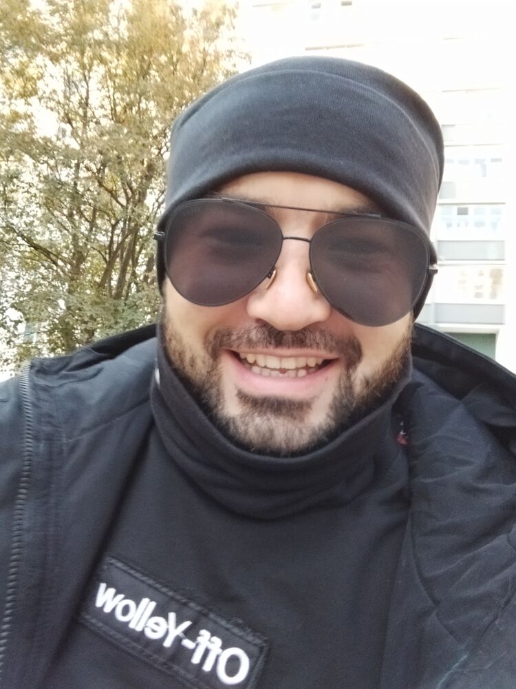 ���� 24210346 ������� Ikromjon, 32 ����, ���� ���������� � ������������