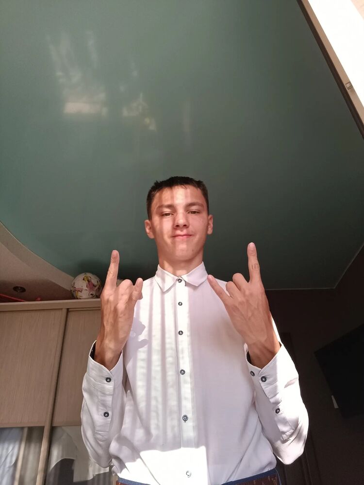  51813366  , 19 ,     