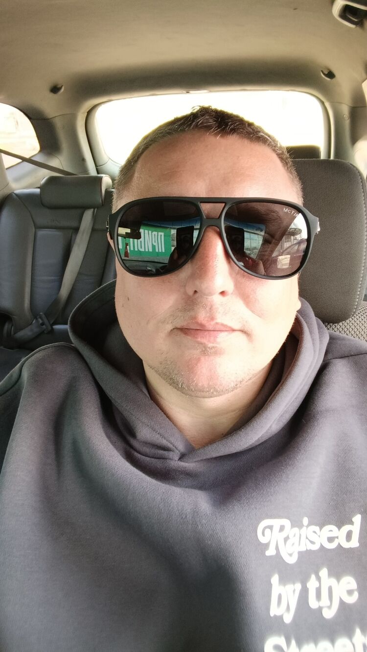  51128746  Igor, 42 ,    