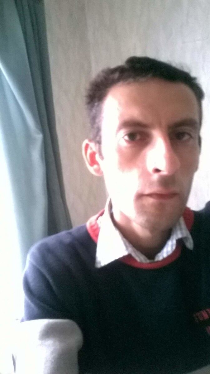  18269966  Dmitri, 32 ,    