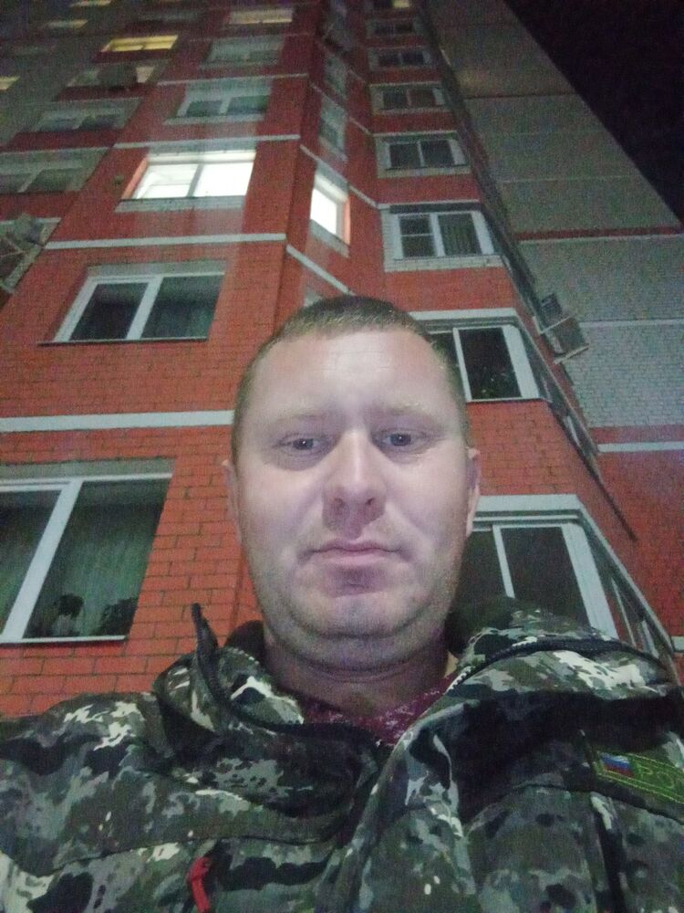  29891906  Artyom, 34 ,    