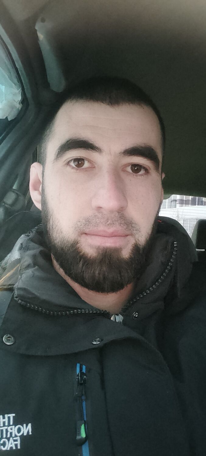  49659076  Abdurakmon, 27 ,    