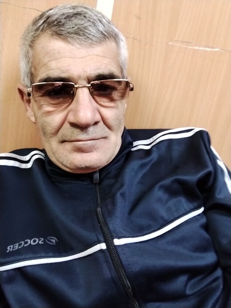  46926186  , 59 ,    