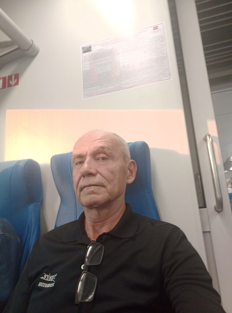  -,   , 62 ,     , c 