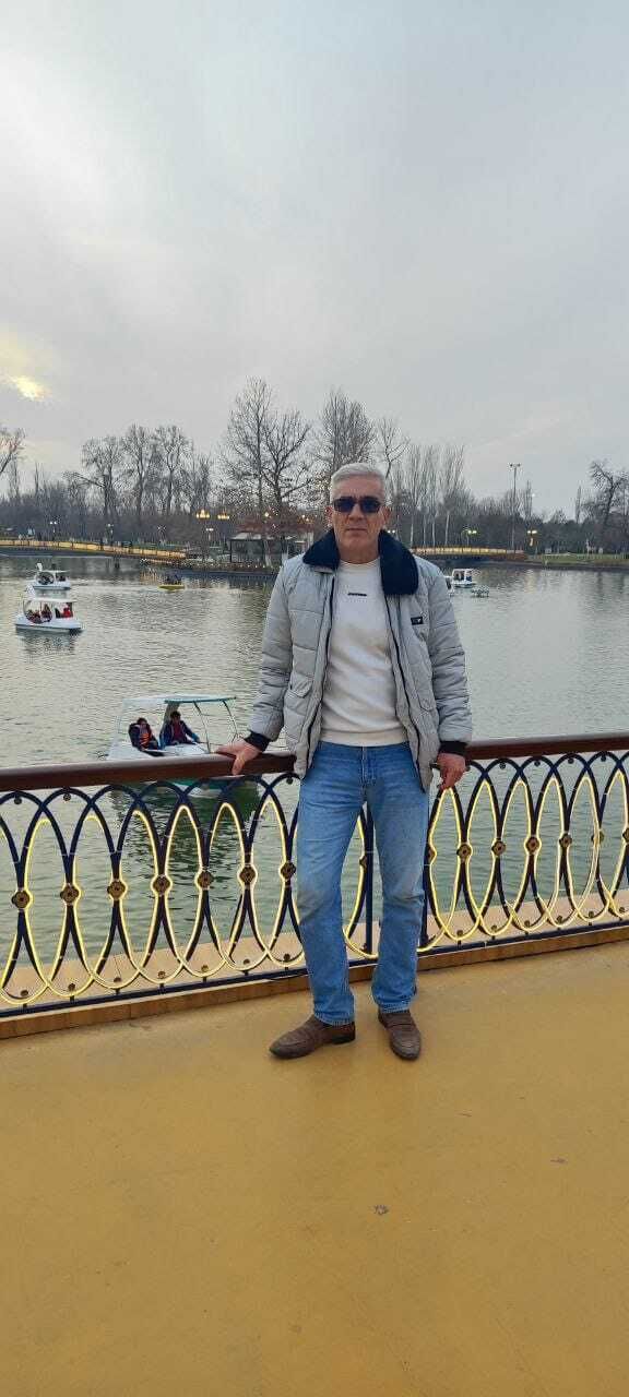  44482906  Sezgin, 50 ,    