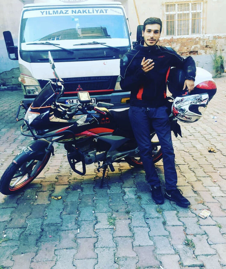  33393726  Kaldmasak, 27 ,    