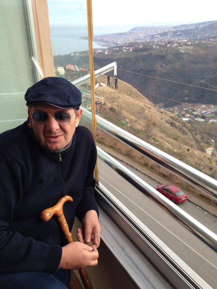  ,   Mamuka, 56 ,   ,   , c 