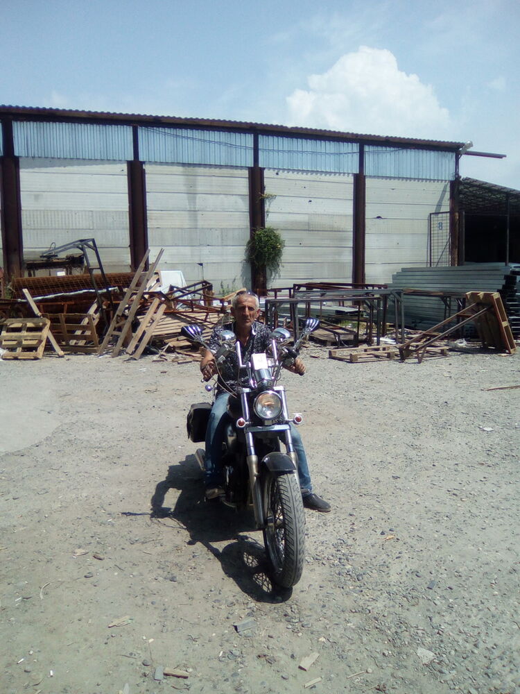  12989786  Daur, 56 ,    