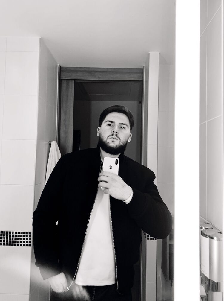  Schilderswijk,   Yarik, 21 ,   ,   , 