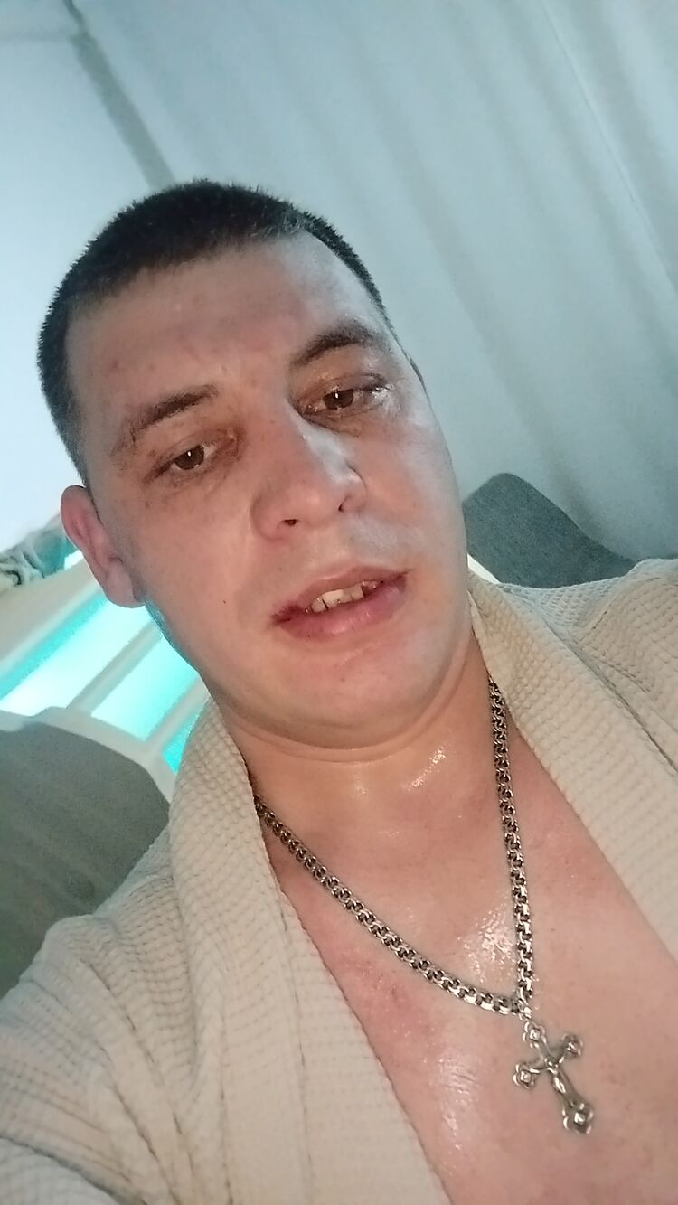  48650576  , 37 ,    