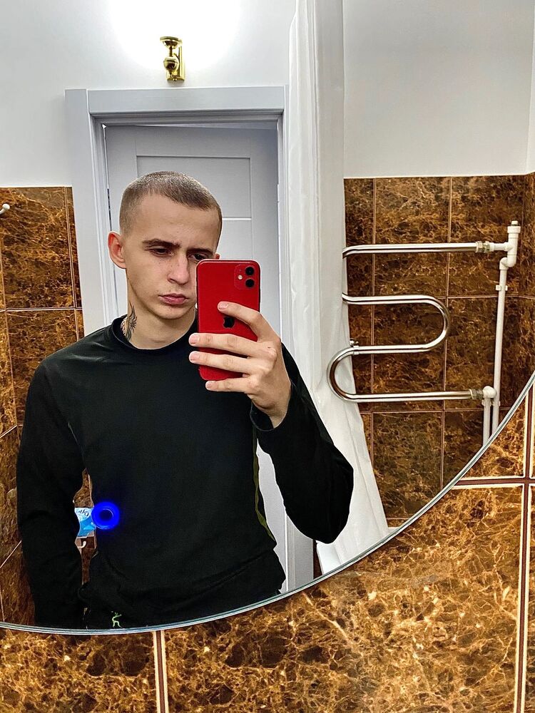  --,   , 21 ,   c 