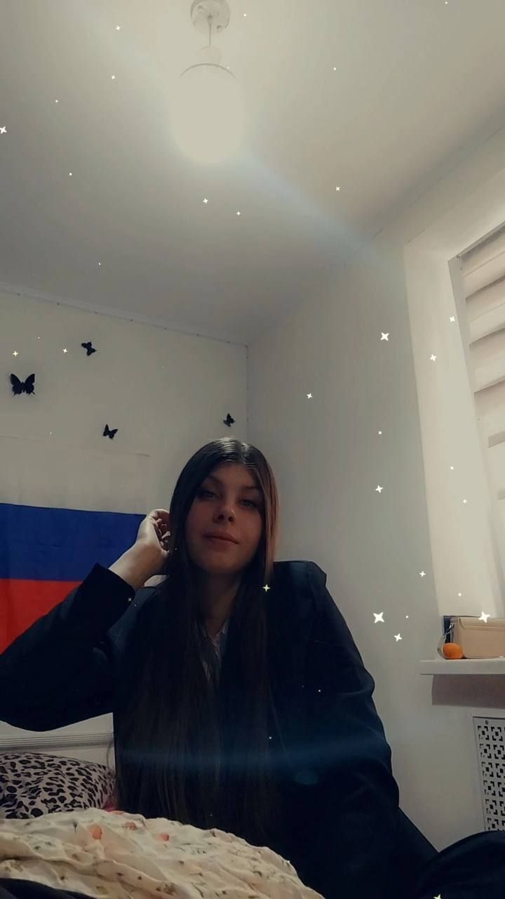  49853186  Alexandrova, 27 ,    