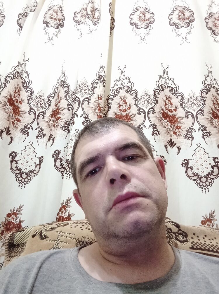  51546506  Sergey, 44 ,     