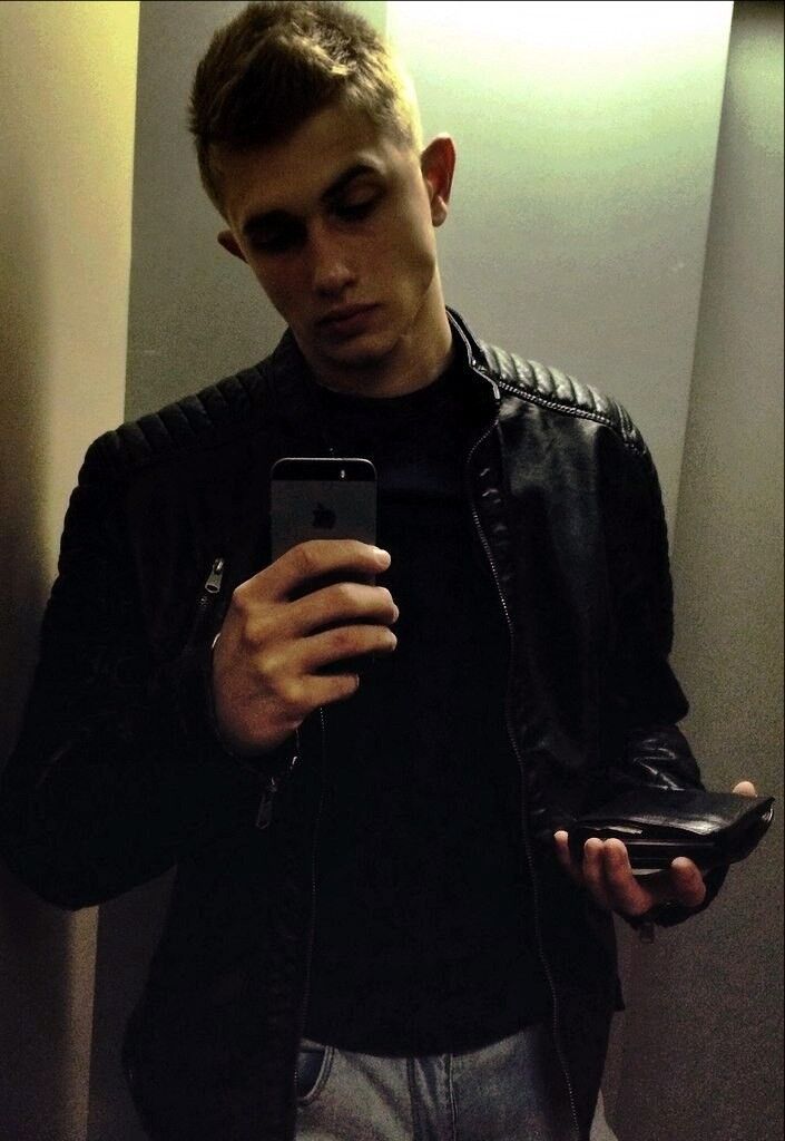  14100606  Egor, 26 ,    --