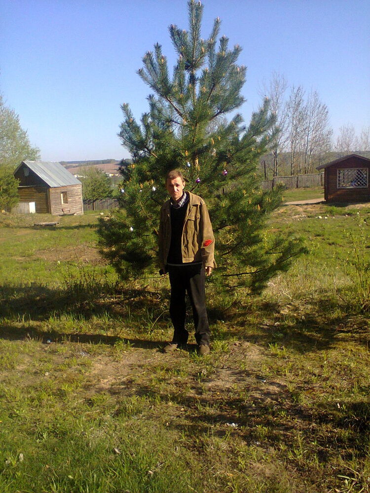  5962796  Pavel, 49 ,    