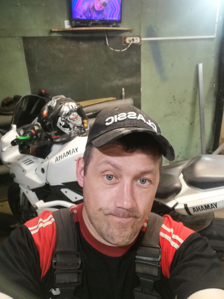  46518176  , 40 ,    