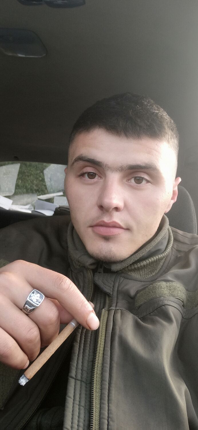  28159716  Vadim, 26 ,    