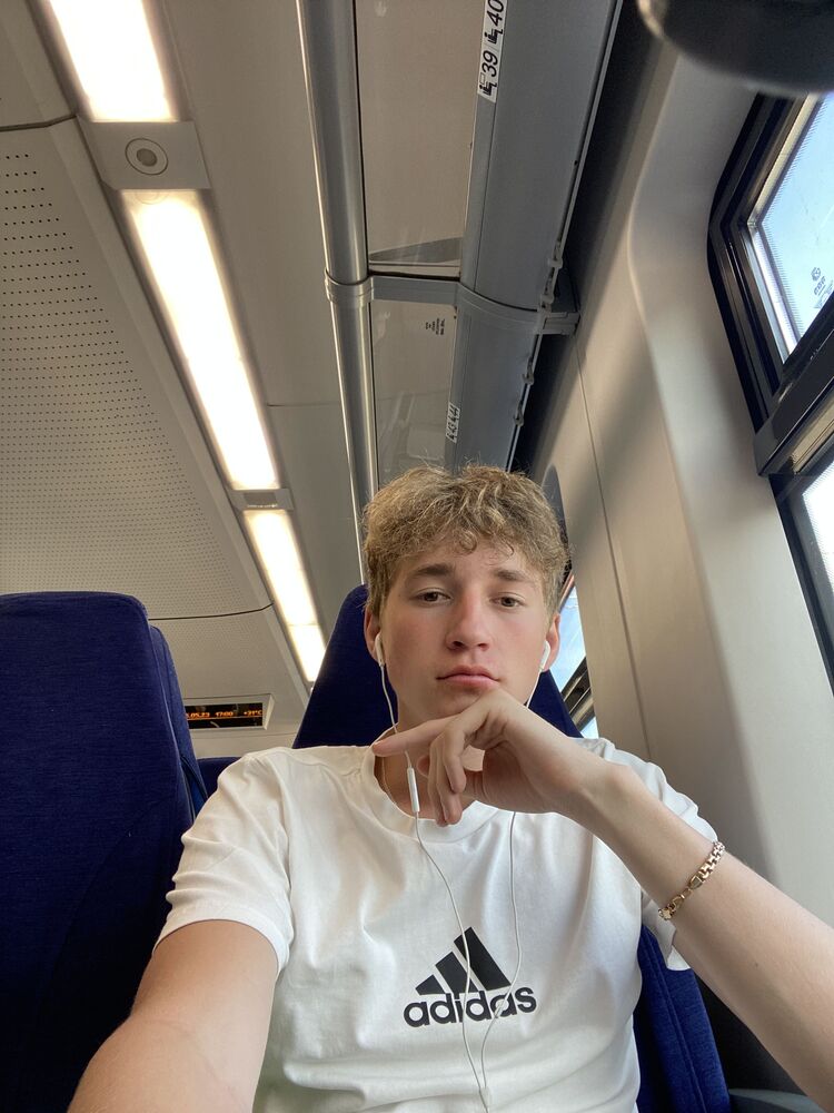 ���� 39563886 ����� ������, 23 ����, ���� ���������� � ������