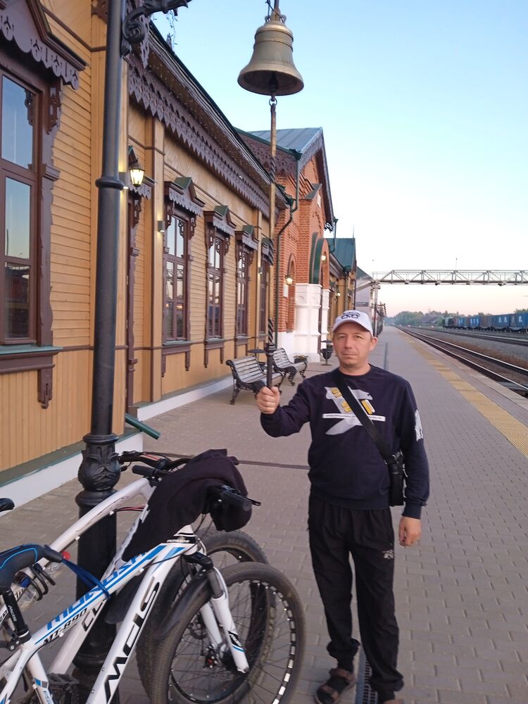 ,   Andrey, 40 ,   ,   